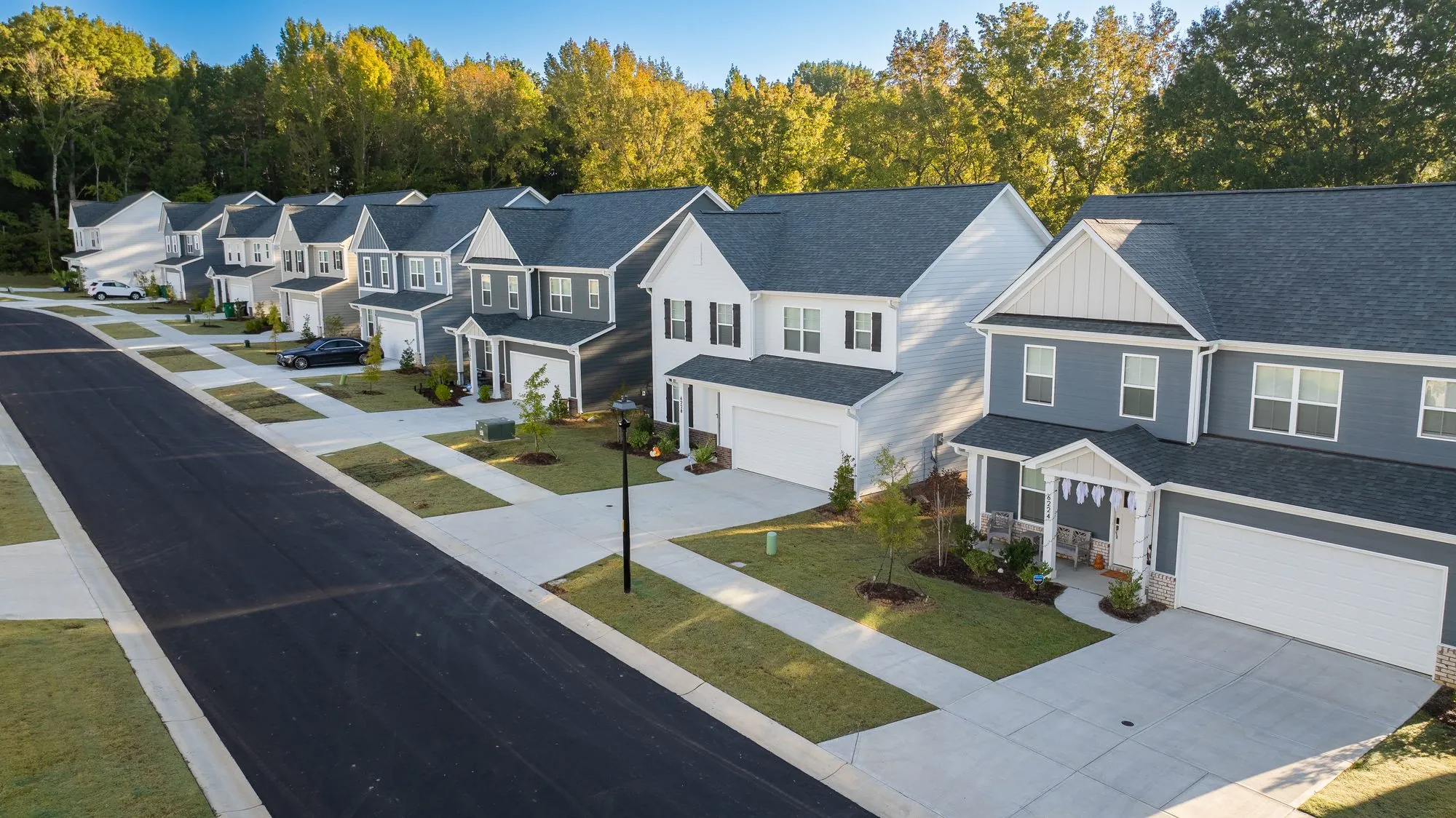 Hadley Crossing build-to-rent community